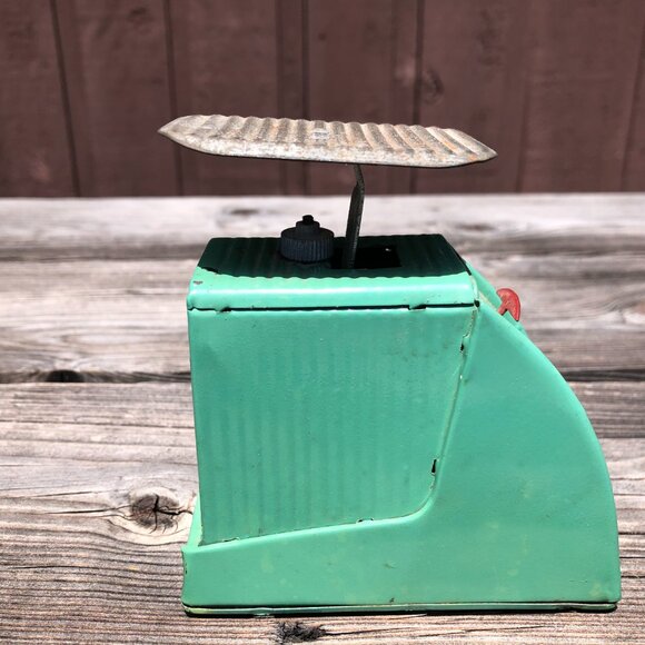 Vintage small BEAR BRAND Postal Scale / Up to 1 Pound / Working / Green Paint - Picture 6 of 10